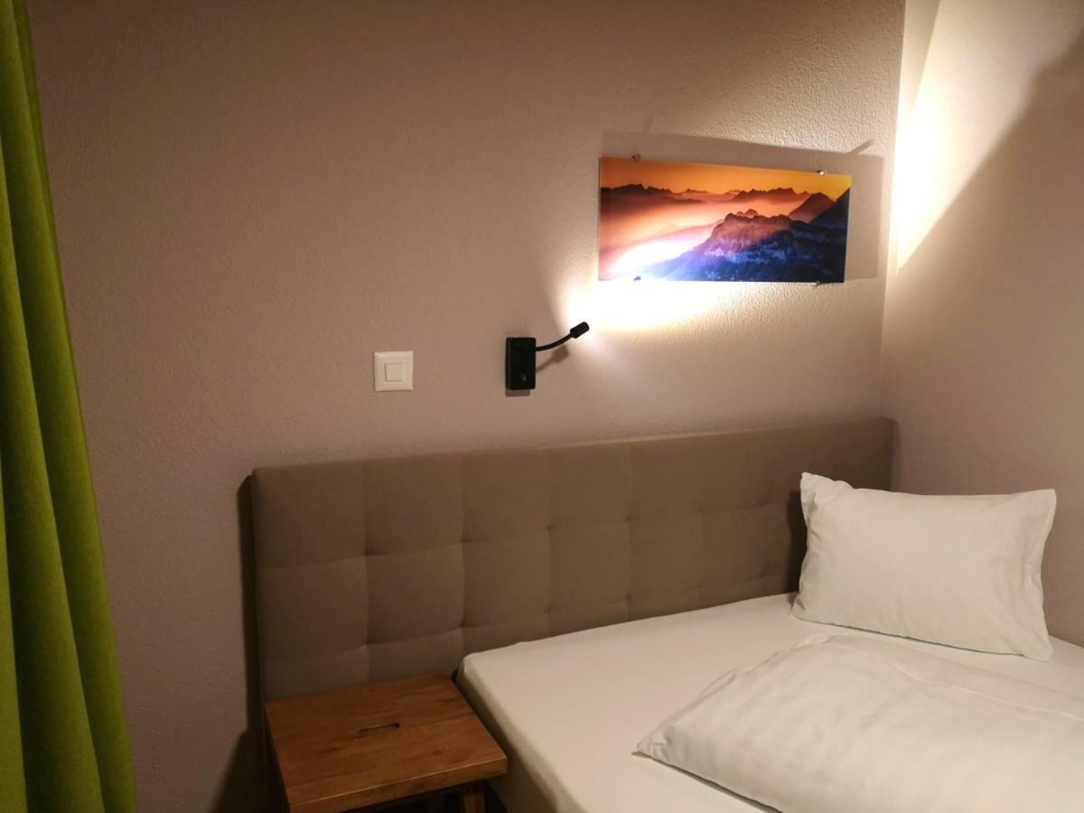 Hotel National Frutigen Esterno foto